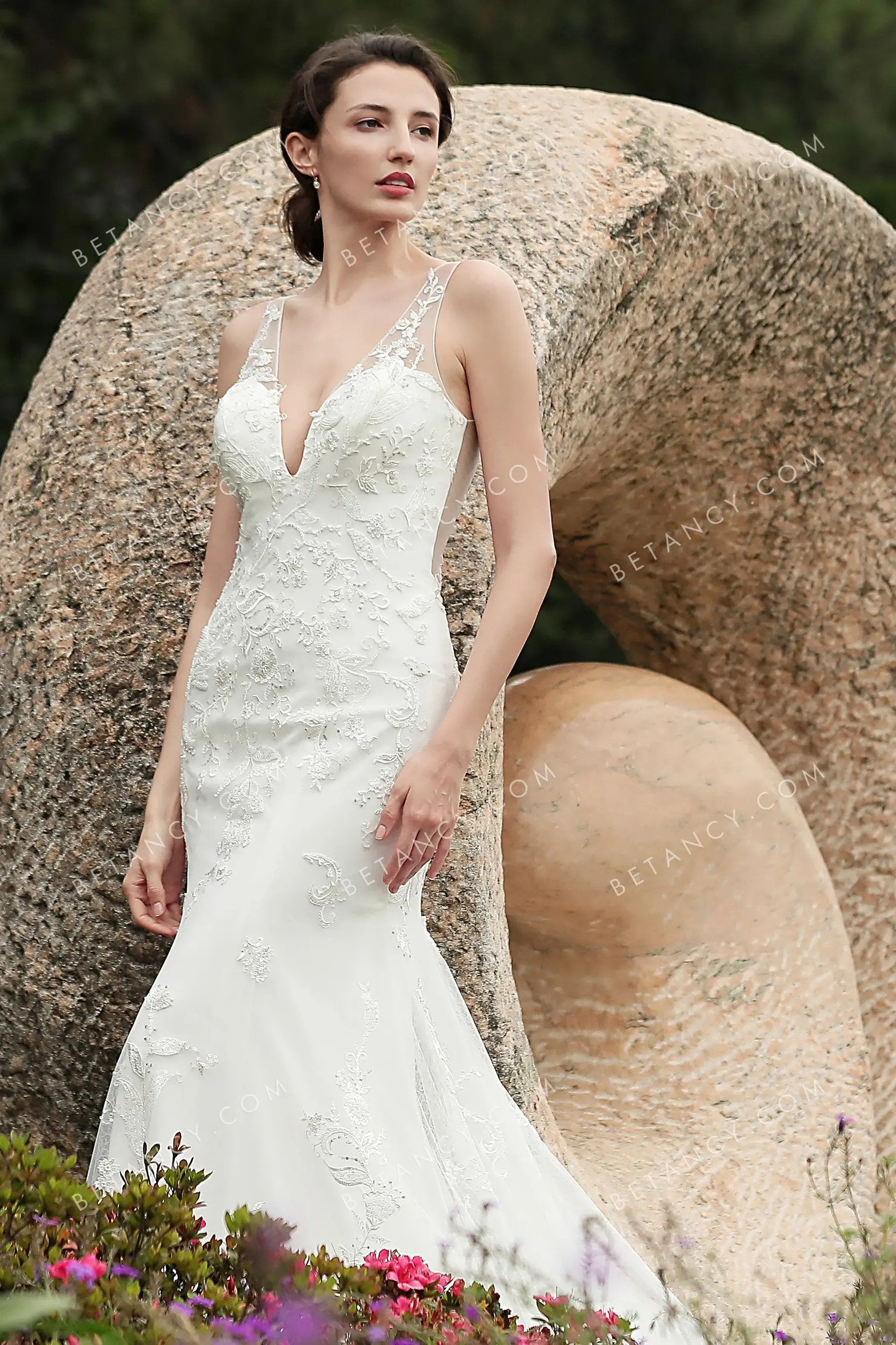 Elegant Deep V-neck Beaded Lace Mermaid Bridal Gown