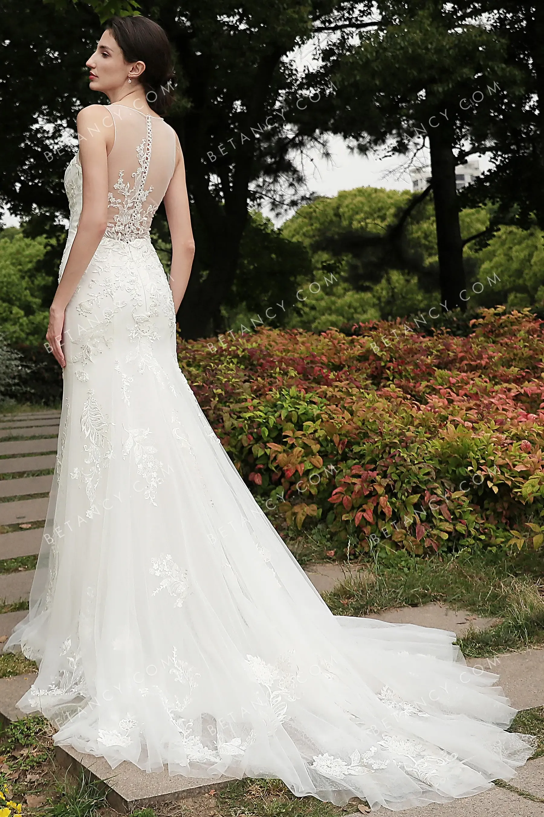 Elegant Deep V-neck Beaded Lace Mermaid Bridal Gown