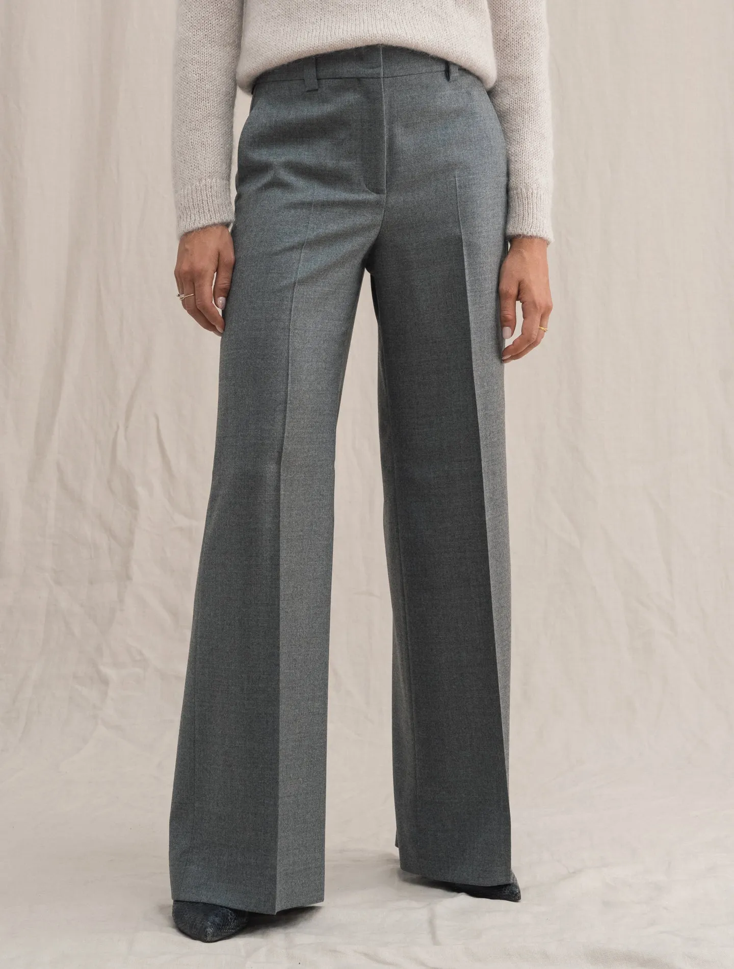 Neera Wide Wool Trousers Grey