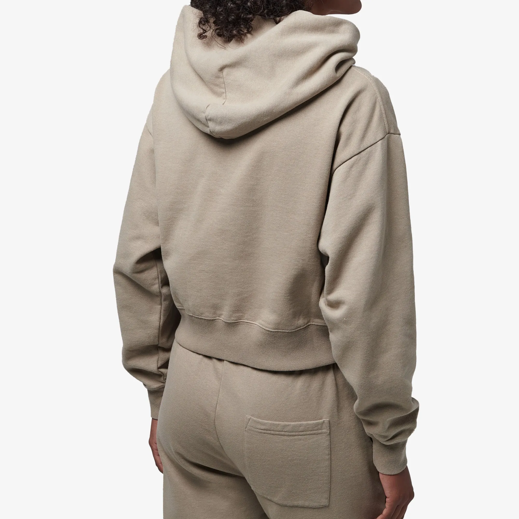 SPORTY & RICH | WMN'S VENDOME SCRIPT EMBROIDERED CROPPED HOODIE { BEIGE